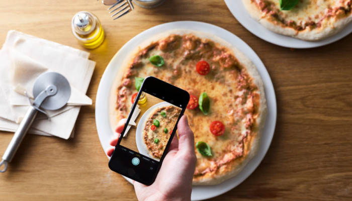 F-DVS® Pure Appeal: New Chr. Hansen culture for pizza reduces degree of browning by up to 100 percent