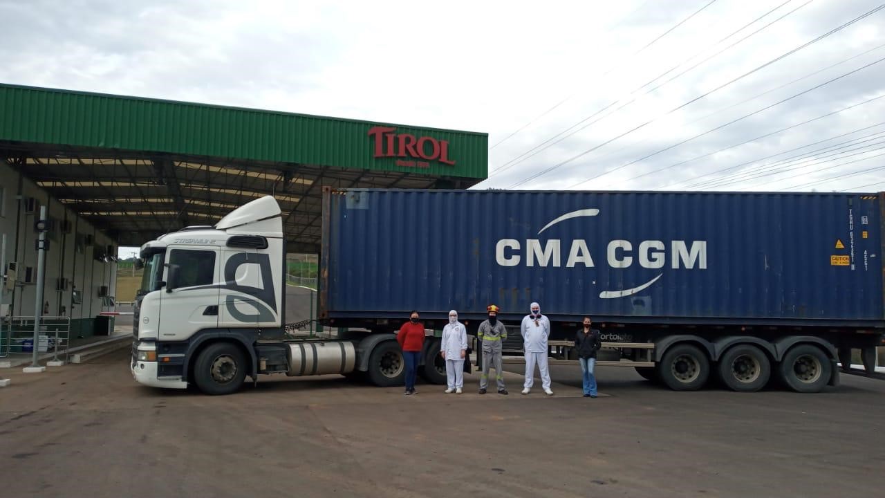 Tirol inicia operação de exportação direta