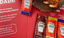 Heinz lança mini sachês saborizados para o food service brasileiro