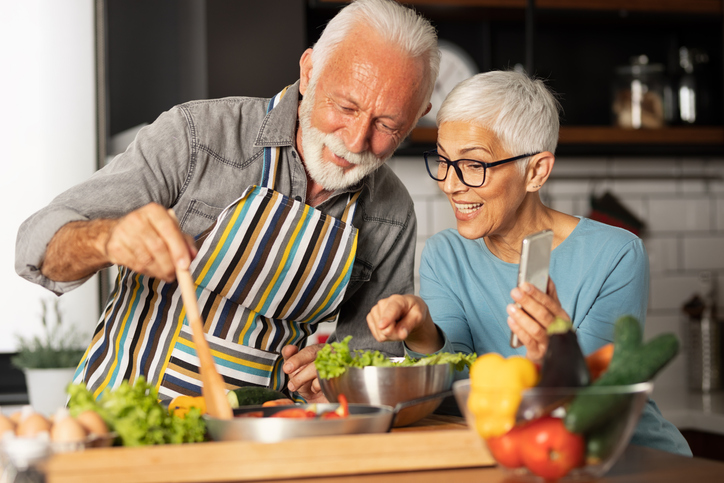 Alimentos e bebidas para consumidores mais velhos