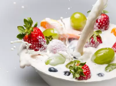 Frutas em produtos lácteos