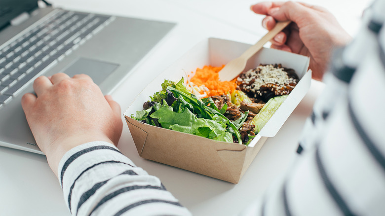 Conveniência, praticidade e nutrição na alimentação moderna
