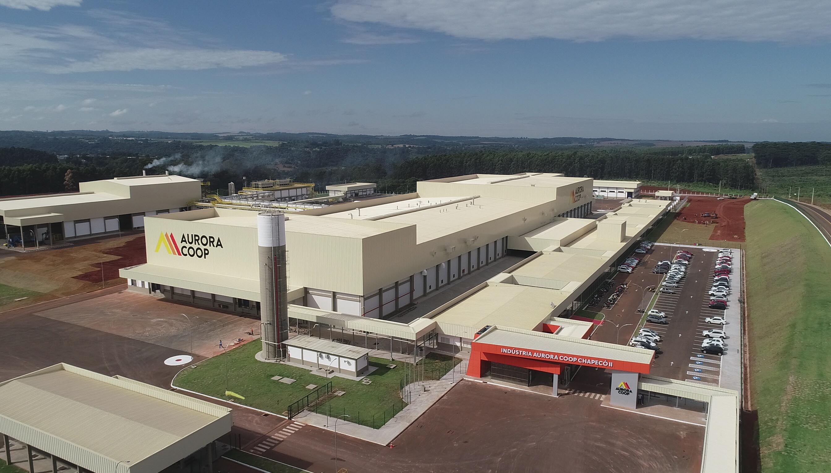 Aurora Coop inaugura avançada unidade de processamento de carnes