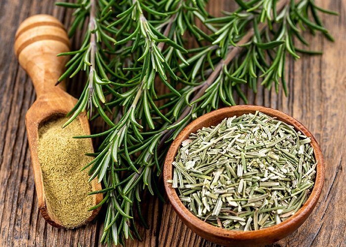 Syensqo lança linha de antioxidantes naturais de alecrim