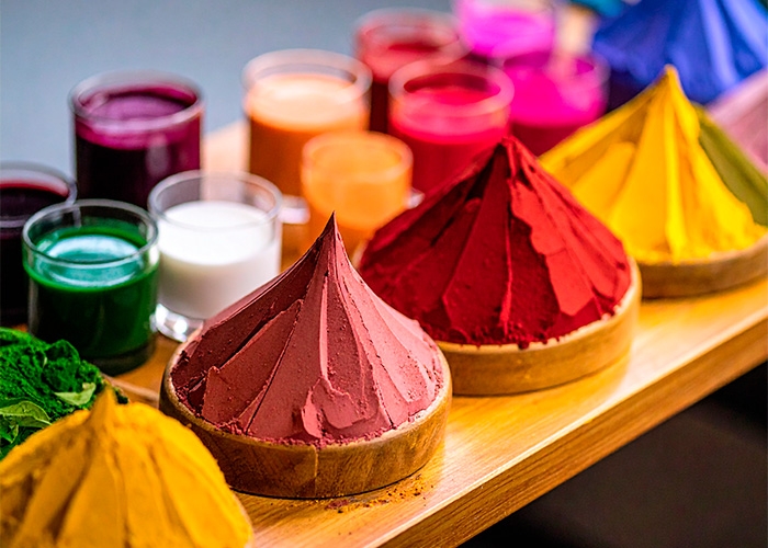 Na FiSA 2025, Concepta Ingredients lança Extrato de Jenipapo em Pó, alternativa inovadora aos corantes tradicionais
